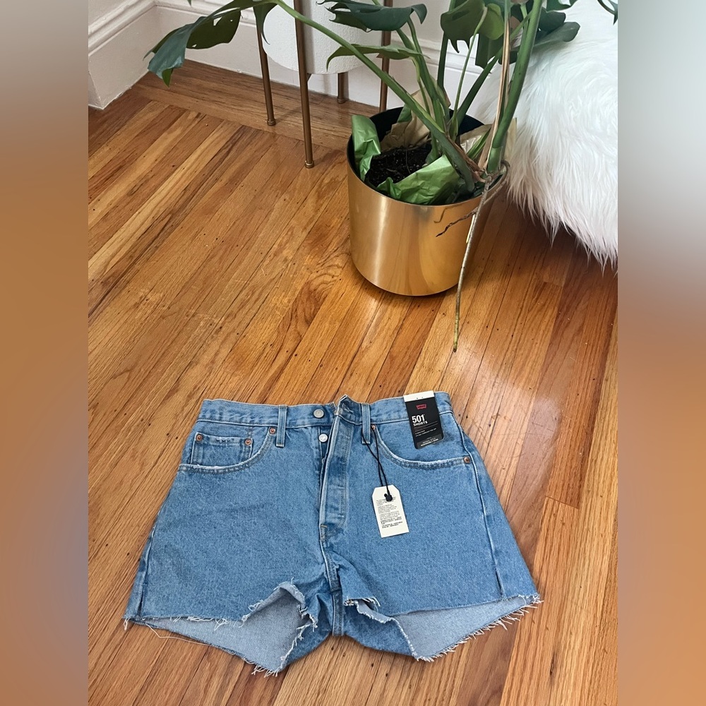 Levi’s 501 shorts